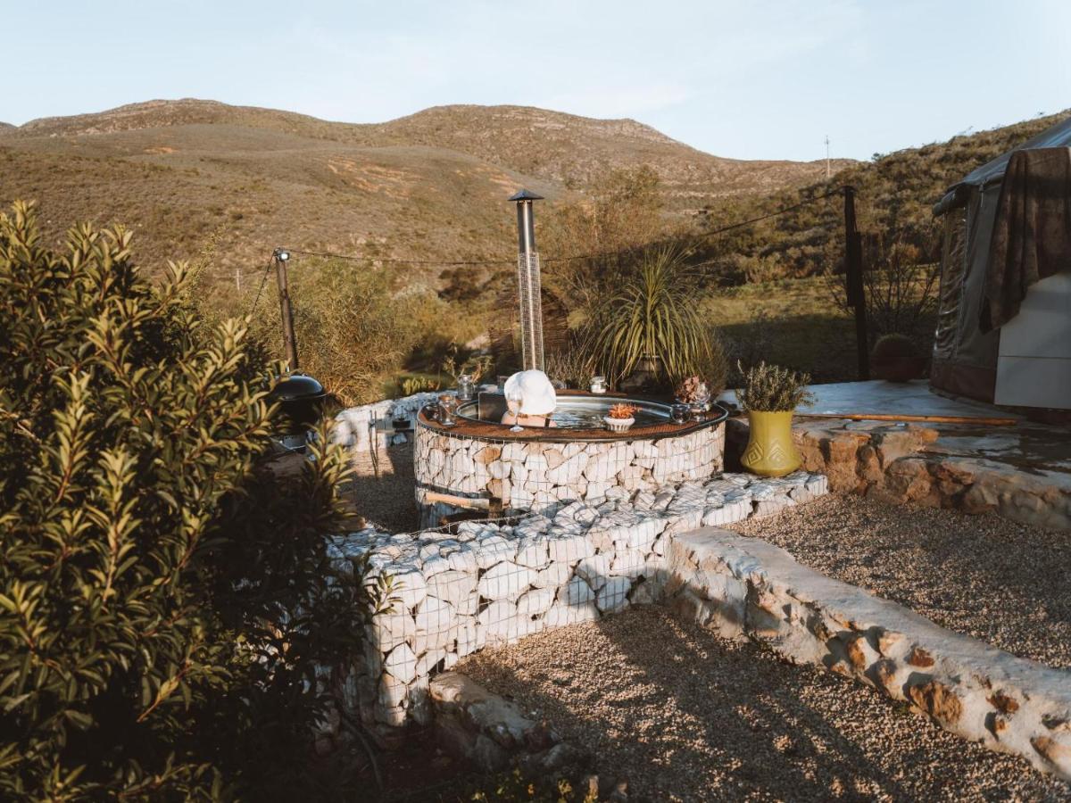 Southern Yurts Botrivier Luaran gambar